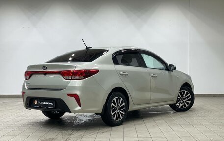 KIA Rio IV, 2018 год, 1 240 000 рублей, 3 фотография