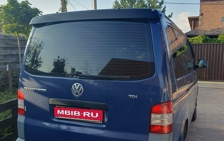 Volkswagen Transporter T5 рестайлинг, 2010 год, 1 700 000 рублей, 4 фотография