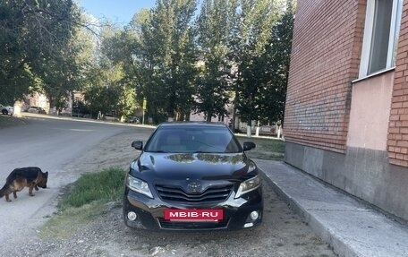 Toyota Camry, 2011 год, 1 350 000 рублей, 1 фотография