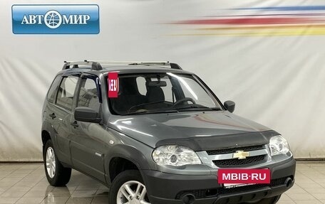 Chevrolet Niva I рестайлинг, 2013 год, 605 000 рублей, 3 фотография