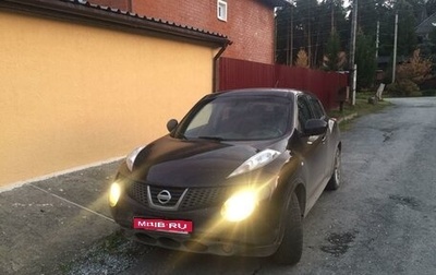 Nissan Juke II, 2013 год, 990 000 рублей, 1 фотография