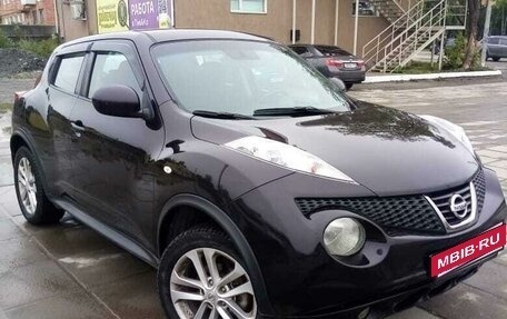 Nissan Juke II, 2013 год, 990 000 рублей, 2 фотография