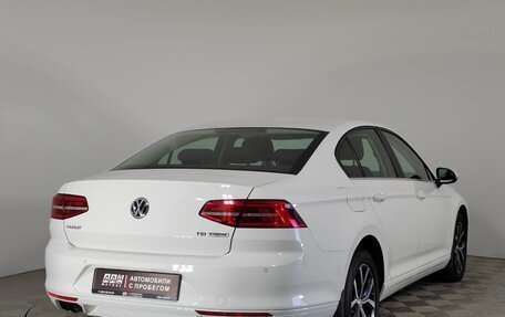 Volkswagen Passat B8 рестайлинг, 2015 год, 2 149 000 рублей, 4 фотография