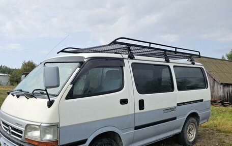 Toyota HiAce H100, 2001 год, 1 700 000 рублей, 2 фотография