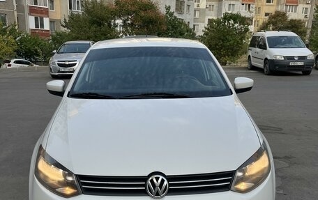 Volkswagen Polo VI (EU Market), 2013 год, 850 000 рублей, 3 фотография