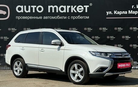 Mitsubishi Outlander III рестайлинг 3, 2018 год, 2 450 000 рублей, 3 фотография