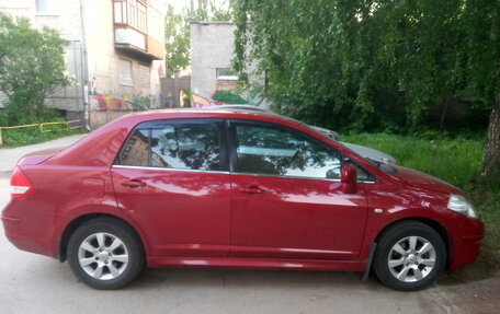 Nissan Tiida, 2010 год, 890 000 рублей, 3 фотография