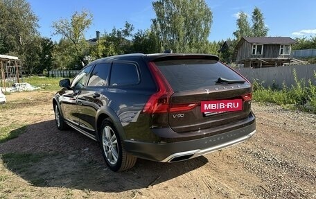 Volvo V90 Cross Country I рестайлинг, 2018 год, 3 725 000 рублей, 3 фотография