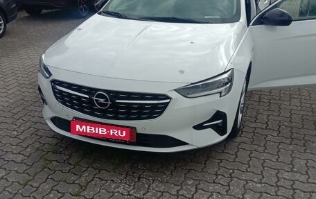 Opel Insignia II рестайлинг, 2020 год, 2 250 000 рублей, 2 фотография