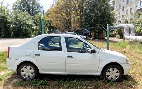 Renault Logan I, 2015 год, 495 000 рублей, 2 фотография