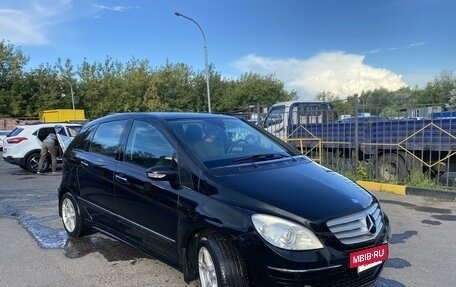 Mercedes-Benz B-Класс, 2005 год, 680 000 рублей, 1 фотография