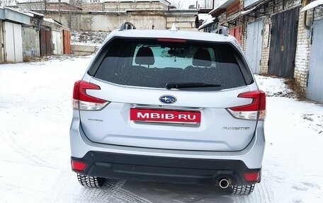 Subaru Forester, 2018 год, 3 200 000 рублей, 3 фотография