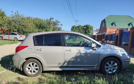 Nissan Tiida, 2011 год, 820 000 рублей, 4 фотография