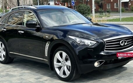 Infiniti FX II, 2012 год, 1 990 000 рублей, 6 фотография