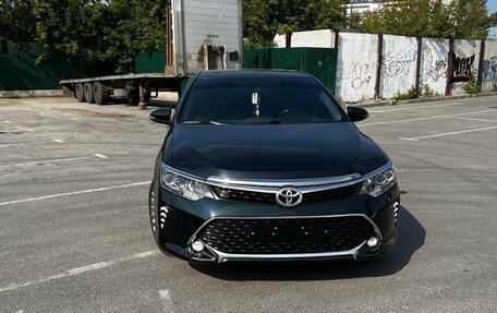 Toyota Camry, 2017 год, 2 900 000 рублей, 3 фотография