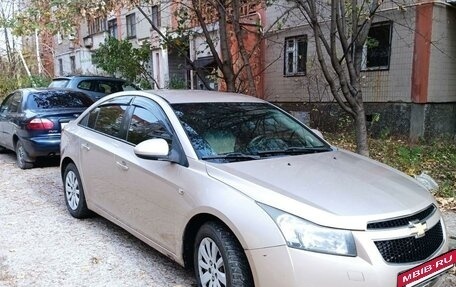 Chevrolet Cruze II, 2011 год, 760 000 рублей, 2 фотография