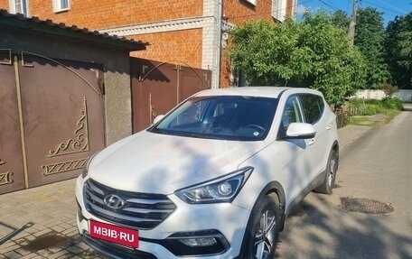 Hyundai Santa Fe III рестайлинг, 2016 год, 3 400 000 рублей, 2 фотография