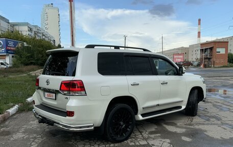 Toyota Land Cruiser 200, 2016 год, 6 650 000 рублей, 5 фотография