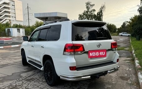 Toyota Land Cruiser 200, 2016 год, 6 650 000 рублей, 7 фотография