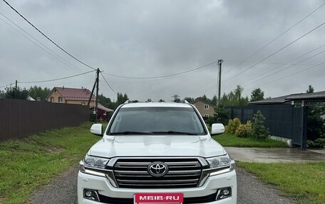 Toyota Land Cruiser 200, 2015 год, 6 100 000 рублей, 2 фотография