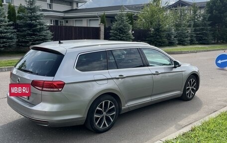 Volkswagen Passat B8 рестайлинг, 2016 год, 1 350 000 рублей, 3 фотография