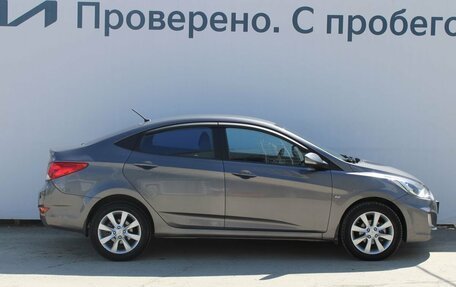 Hyundai Solaris II рестайлинг, 2011 год, 987 000 рублей, 4 фотография