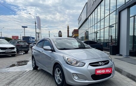 Hyundai Solaris II рестайлинг, 2012 год, 935 000 рублей, 4 фотография