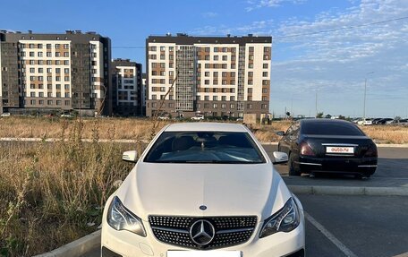 Mercedes-Benz E-Класс, 2013 год, 2 350 000 рублей, 1 фотография