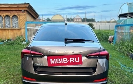 Skoda Rapid II, 2021 год, 1 800 000 рублей, 2 фотография