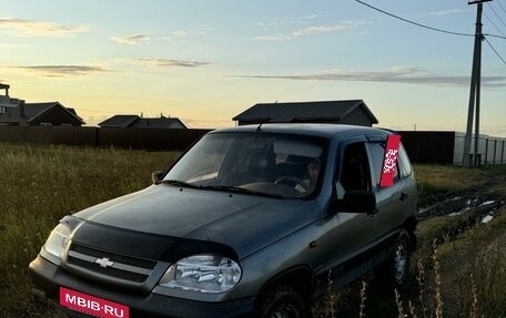 Chevrolet Niva I рестайлинг, 2006 год, 299 999 рублей, 1 фотография