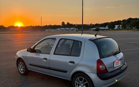 Renault Clio III, 2003 год, 370 000 рублей, 2 фотография