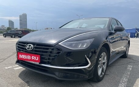 Hyundai Sonata VIII, 2020 год, 2 500 000 рублей, 3 фотография