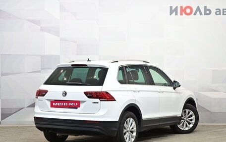 Volkswagen Tiguan II, 2018 год, 3 150 000 рублей, 6 фотография