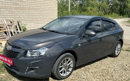 Chevrolet Cruze II, 2013 год, 740 000 рублей, 2 фотография