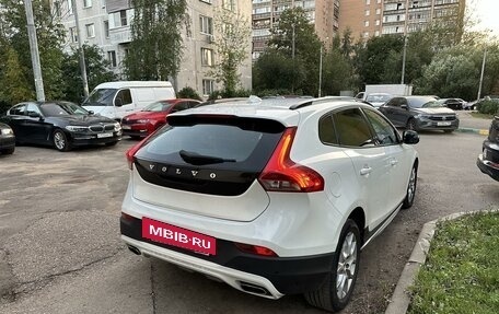 Volvo V40 Cross Country I, 2017 год, 2 000 000 рублей, 5 фотография