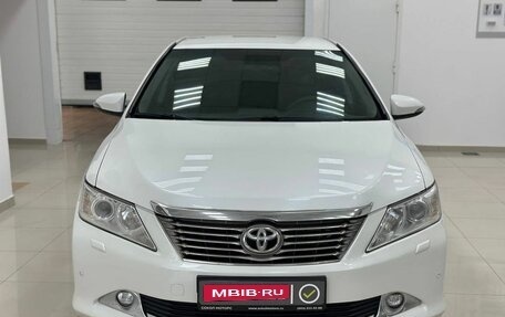 Toyota Camry, 2013 год, 1 820 000 рублей, 2 фотография