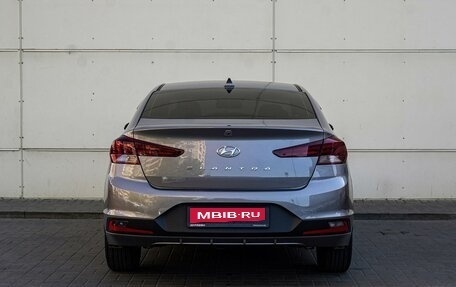 Hyundai Elantra VI рестайлинг, 2019 год, 1 795 000 рублей, 3 фотография