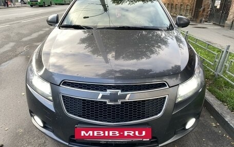 Chevrolet Cruze II, 2012 год, 1 100 000 рублей, 2 фотография