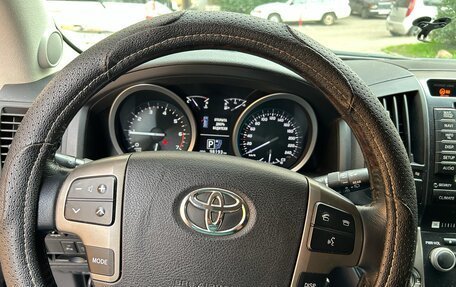 Toyota Land Cruiser 200, 2011 год, 4 550 000 рублей, 3 фотография