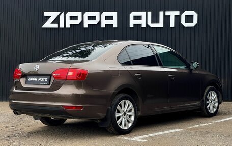 Volkswagen Jetta VI, 2012 год, 1 119 000 рублей, 4 фотография