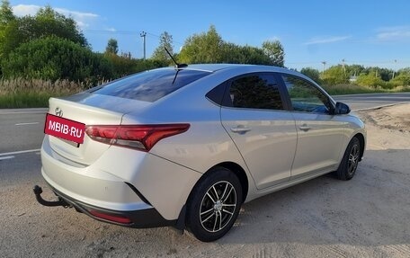 Hyundai Solaris II рестайлинг, 2020 год, 2 200 000 рублей, 4 фотография