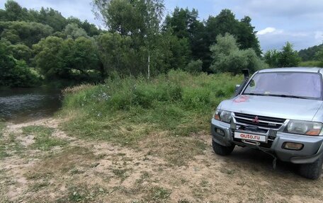 Mitsubishi Pajero III рестайлинг, 2001 год, 690 000 рублей, 3 фотография