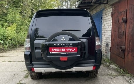 Mitsubishi Pajero IV, 2010 год, 2 220 000 рублей, 3 фотография