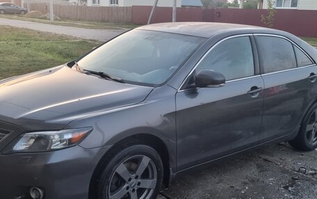 Toyota Camry, 2010 год, 1 570 000 рублей, 2 фотография