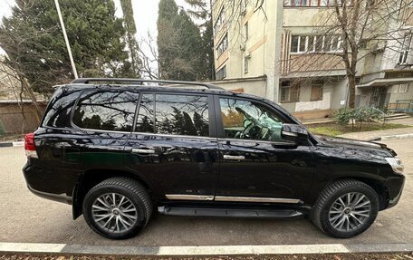 Toyota Land Cruiser 200, 2018 год, 6 500 000 рублей, 3 фотография