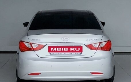 Hyundai Sonata VI, 2011 год, 1 275 000 рублей, 2 фотография