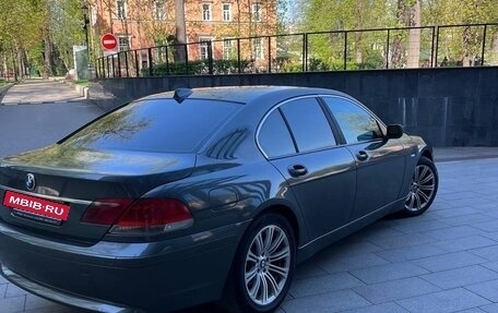 BMW 7 серия, 2004 год, 750 000 рублей, 3 фотография