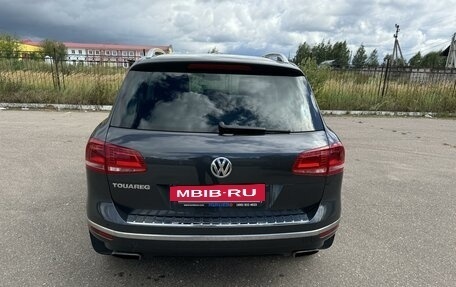 Volkswagen Touareg III, 2015 год, 2 980 000 рублей, 4 фотография