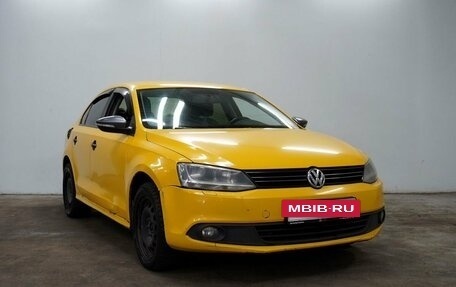 Volkswagen Jetta VI, 2014 год, 670 000 рублей, 3 фотография