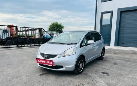 Honda Fit III, 2010 год, 919 000 рублей, 2 фотография